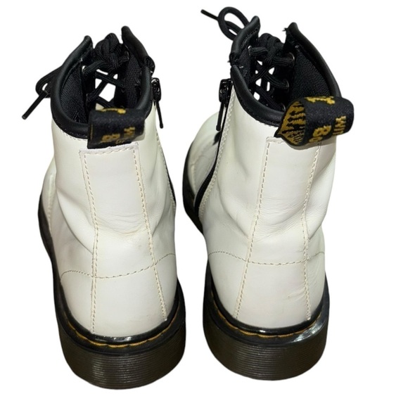 Dr. Martins 1460 Women’s Size 5 White Combat Boots Y2K Punk Grunge Rock Fall - Picture 2 of 16